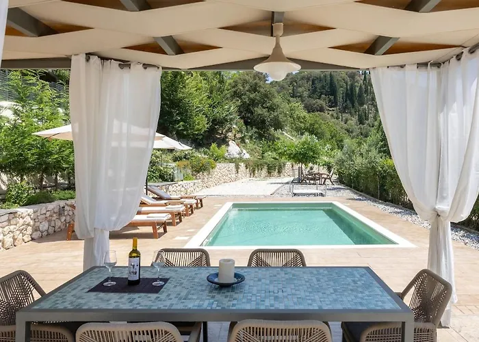 فيلة Mater Terra-private *