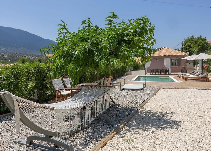 Mater Terra-private *