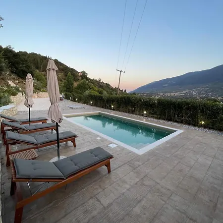 Mater Terra-Private Villa Sami (Kefalonia)