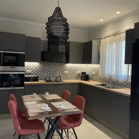 Mater Terra-Private Villa Villa